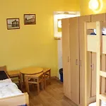 Hostel Rudi Arndt *